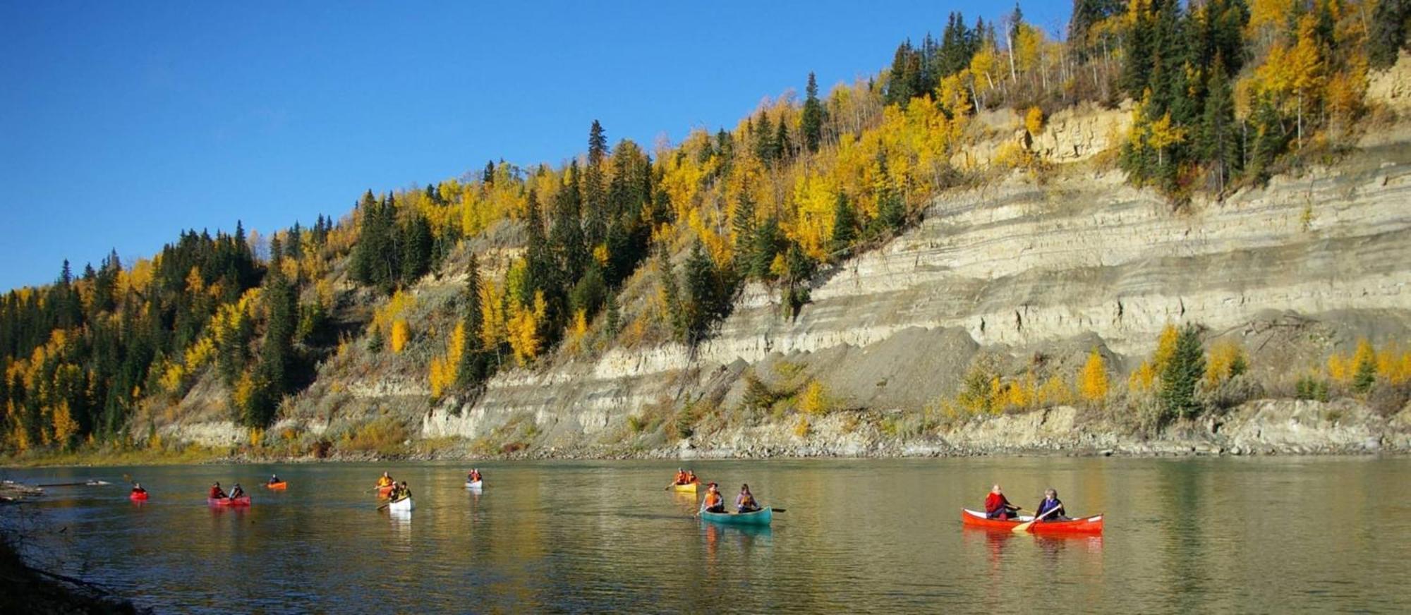 ฮอลิเดย์ อินน์ เอ็กซ์เพรส แอนด์ สวีท เดรย์ตัน แวลเลย์ Drayton Valley ภายนอก รูปภาพ